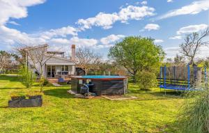 Beautiful Home In Marcana With Wifi