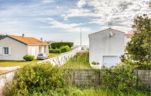 3 Bedroom Stunning Home In Le Château-Doléron