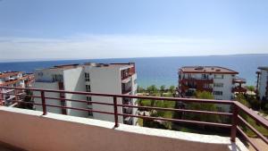 Double Peach Apartment