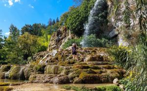 Maisons de vacances Grande Maison Familiale Premium Super Calme - Piscine - Jacuzzi - Salle de Jeux - Idealement Situee - Gd Jardin Sans aucun vis a vis : photos des chambres