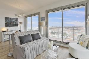 Fregates - Vue mer exceptionelle au 12eme etage