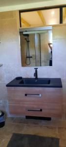 Maisons de vacances Les gites du Treil - 2 Grandes piscines privees- 9 chambres - 20 personnes : photos des chambres