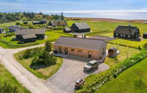 4 Bedroom Nice Home In Skjern - 5hvězdičkové hotely ve městě Skjern