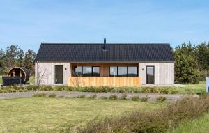 4 Bedroom Nice Home In Skjern