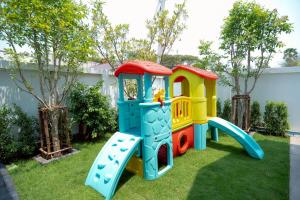 Ongsa Poolvilla At Udonthani