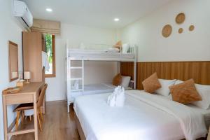 Ongsa Poolvilla At Udonthani