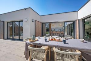 Maisons de vacances 850m de la mer - Maison 8 adultes et 4 enfants : photos des chambres