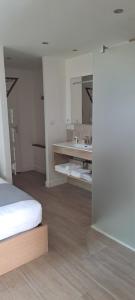 Hotels Hotel L'Albatros : photos des chambres