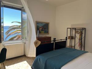 Villa Pace - Garden with Private Lake Access