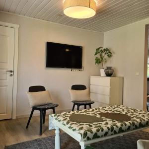 Fishermans house-rooms 1-8 persons near Storuman