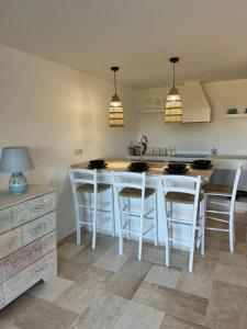 Appartamento Spiaggia Marinella con vista mare e piscina, Costa Smeralda img5