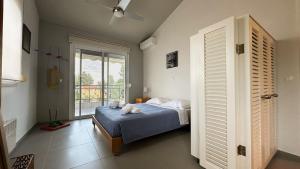 Family house 5 from beach