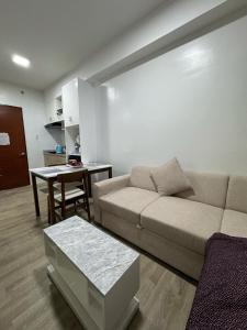 Sophies Staycation 1 BR condo