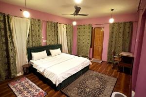 Blue Bells Highway Lodge, Srinagar