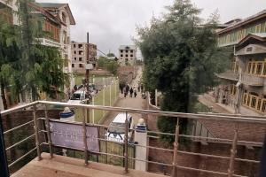 Blue Bells Highway Lodge, Srinagar