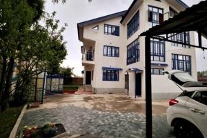 Blue Bells Highway Lodge, Srinagar