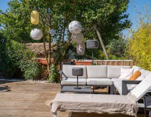 Villas Villa - Piscine partagee dans residence privee - Proche Cannes : photos des chambres