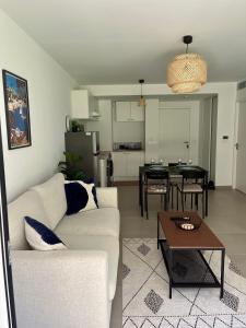 Appartements Appartement 2 pieces Residence avec Piscine : photos des chambres