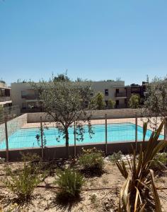 Appartements Appartement 2 pieces Residence avec Piscine : photos des chambres