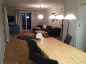 Monteurwohnung mit 3 Schlafzimmern, 5 Einzelbetten, 80qm, EG, zentral Freyung