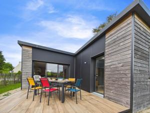 Maison neuve avec terrasse et jardin pour 6