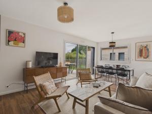 Maison neuve avec terrasse et jardin pour 6