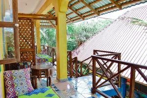COCCOBELLO AFRICAN Village-