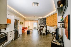 Mary's modern apartment