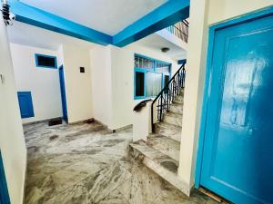 Royal Link Way near by Pizza Hut Maal Road 1km