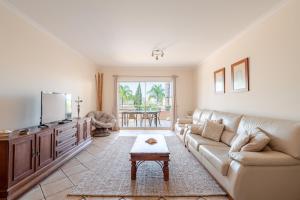 Coastal Golf by Seareen