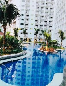 2br Beach KTV Condo in MOA SMX Okada, Near Airport