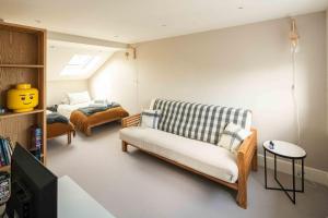 Stylish Crouch End 2B2B Flat - Sleeps 4