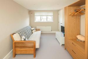 Stylish Crouch End 2B2B Flat - Sleeps 4