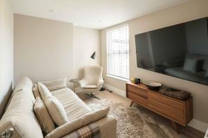 Stylish Crouch End 2B2B Flat - Sleeps 6