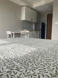 май кхао Студия в кондо 777