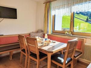 Apartment Alpenblick by Interhome