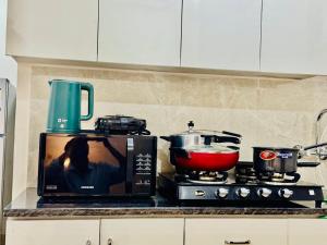 Fortune Home Service Apartment Studio, J-267 Saket