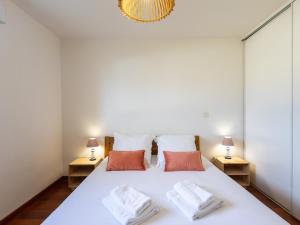 Pieds Dans Leau Madame est Servie