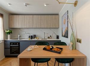 South Kensington Studios by DMontrio