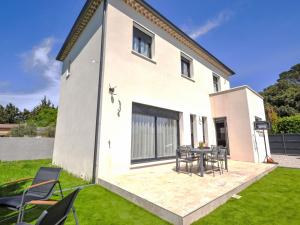 Maisons de vacances Holiday Home La Superbe by Interhome : photos des chambres