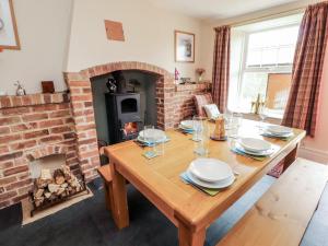 2 High Lane Terrace