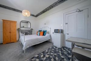 Casbah Coffee Club Suites