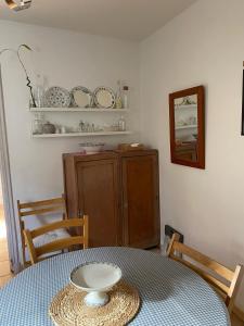 La maison des Teinturiers maison de ville avec jardin