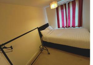 Rooms in Granary House, Newmarket