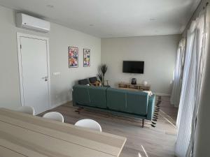 Casa das Redes - Walk to Peniche Beach