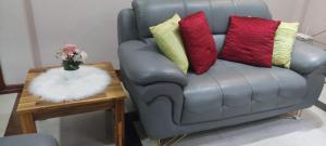 Sami BnB - Apt 02 Makongo after Mlimani City