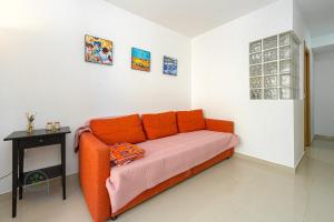 1 Bed Apartment with pool La Red