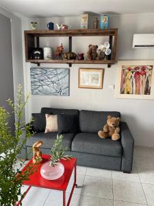 Vans 24~400 Meters to Beach