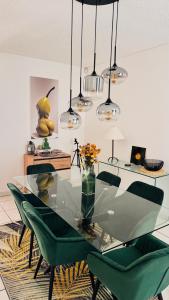 Room, in a shared Haven in the Heart of Sandton