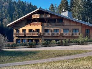 Hotels Domaine de Montagne - Hotel Chalet Frere Joseph : photos des chambres